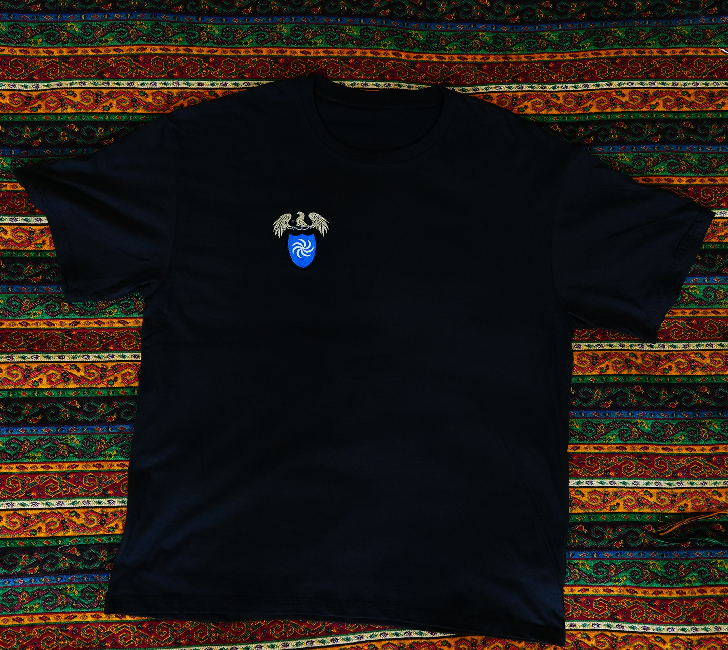 Lazuri – Gesticktes Emblem klein