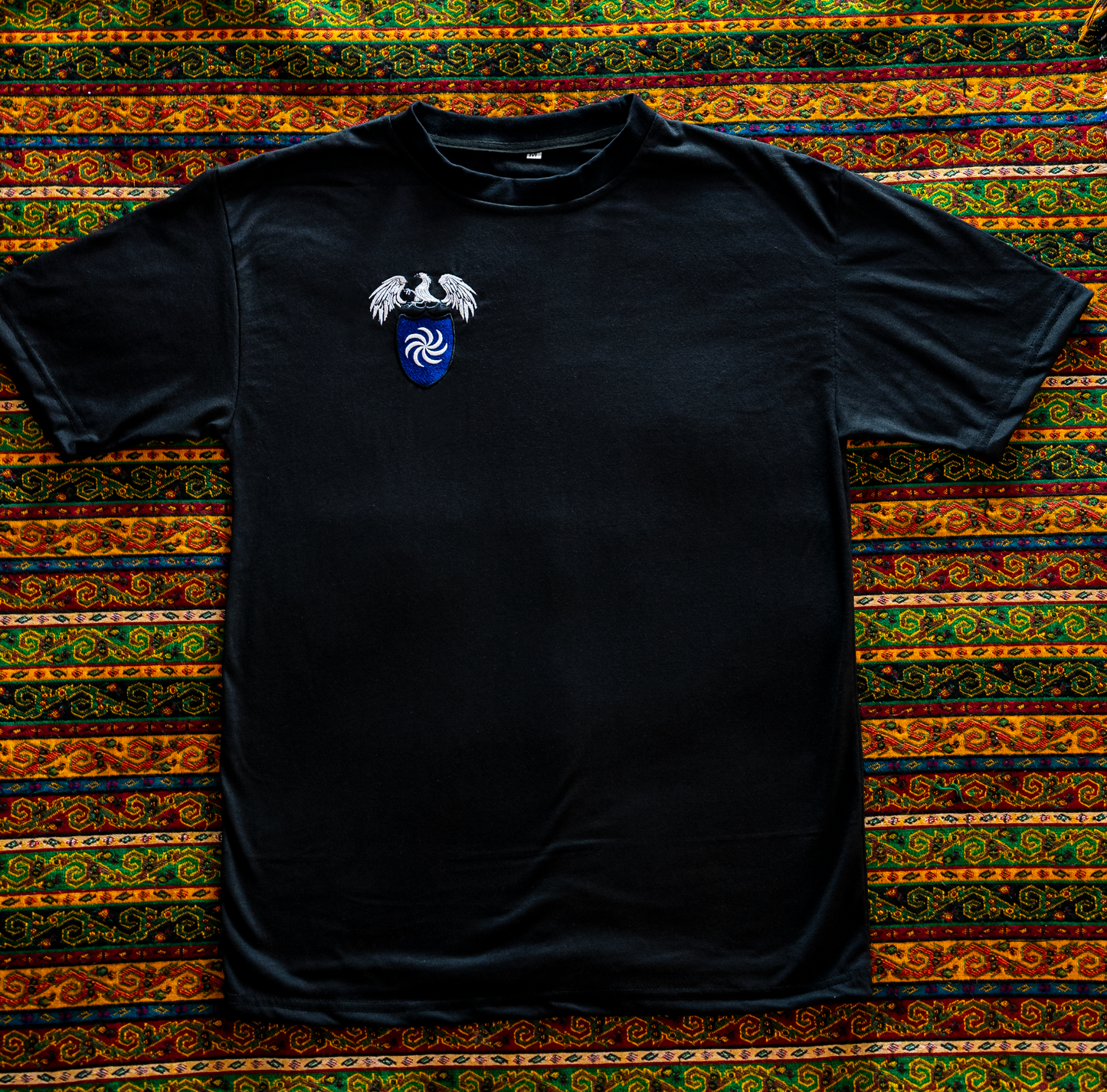 Lazuri – Gesticktes Emblem Gross