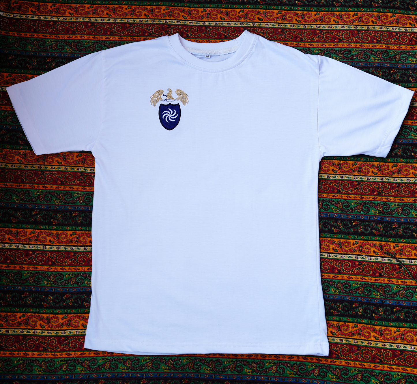 Lazuri – Gesticktes Emblem Gross